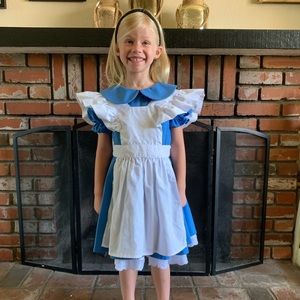 Girls 2T Alice In Wonderland Costume